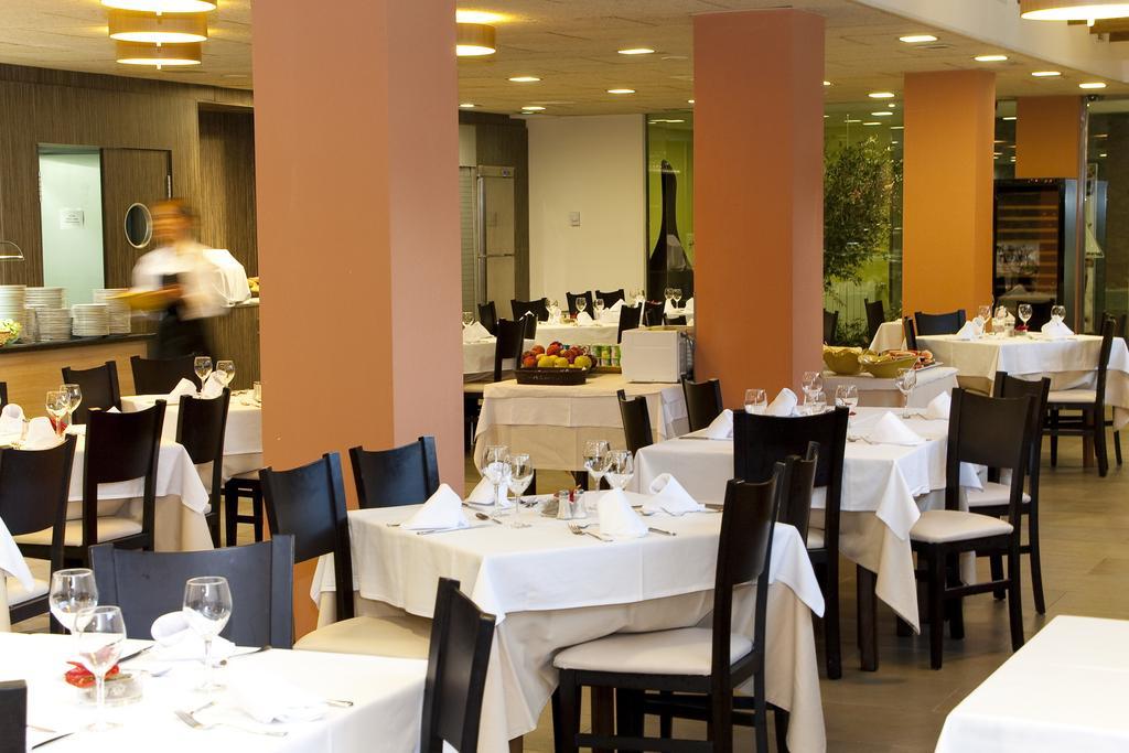 Nubahotel Vielha Ngoại thất bức ảnh