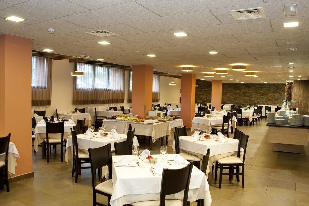Nubahotel Vielha Ngoại thất bức ảnh